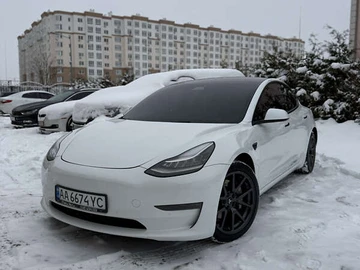 Авто Tesla Model 3 2021 № 8458816