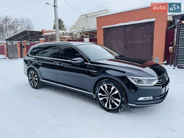 Авто Volkswagen Passat 2018 № 8458867