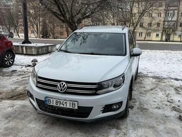 Авто Volkswagen Tiguan 2010 № 8459027