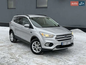 Авто Ford Escape 2018 № 8459064