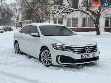 Авто Volkswagen Passat 2020 № 8459100