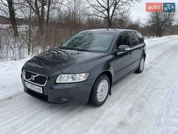 Авто Volvo V50 2009 № 8459206