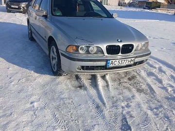 Авто BMW 5 Series 2002 № 8459208