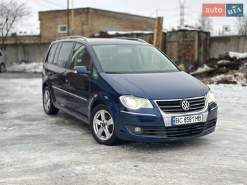 Авто Volkswagen Touran 2007 № 8459237
