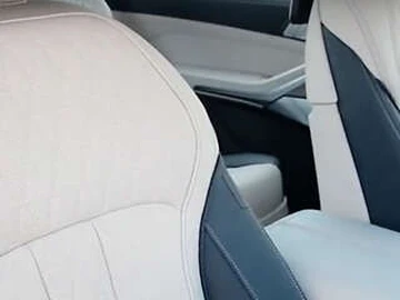 Авто  V 2000 № 8459713
