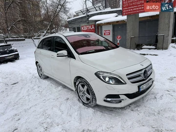 Авто Mercedes B-Class 2015 № 8459942
