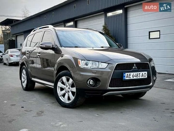 Авто Mitsubishi Outlander Xl 2011 № 8459996