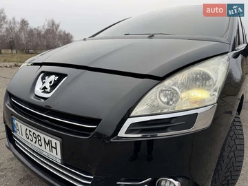 Авто Peugeot 5008 2011 № 8460495