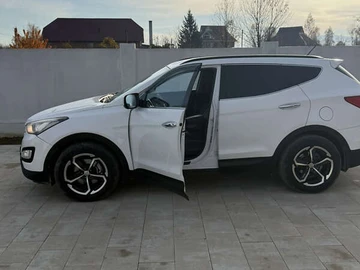 Авто Hyundai Santa Fe 2012 № 8460619
