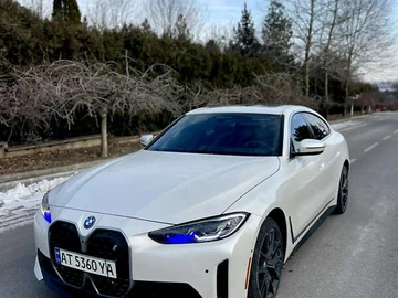 Авто BMW I4 2023 № 8460720