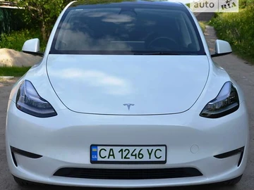 Авто Tesla Model Y 2022 № 8460735