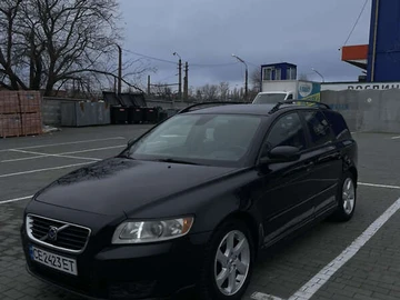 Авто Volvo V50 2008 № 8461005