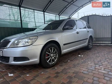 Авто Skoda Octavia 2009 № 8461008