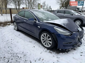 Авто Tesla Model 3 2019 № 8461103