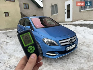 Авто Mercedes B-Class 2015 № 8461108