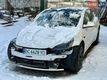 Авто Tesla Model 3 2023 № 8461289