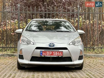 Авто Toyota Prius C 2014 № 8461636