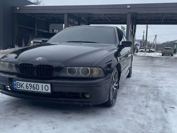Авто BMW 5 Series 2001 № 8462206
