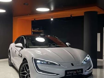 Авто BYD Yangwang U7 2025 № 8462369