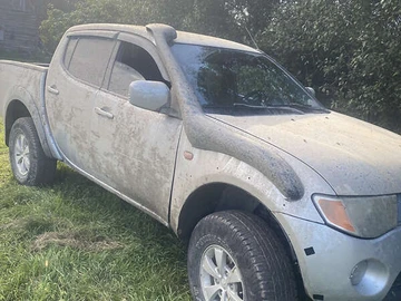 Авто Mitsubishi L 200 2008 № 8462380