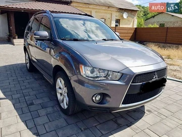 Авто Mitsubishi Outlander Xl 2011 № 8462537