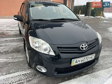 Авто Toyota Auris 2011 № 8462539