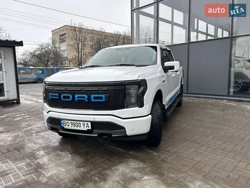 Авто Ford F-150 2023 № 8462738