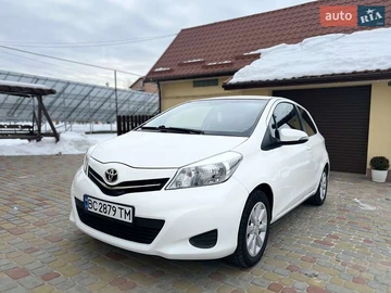 Авто Toyota Yaris 2011 № 8462767
