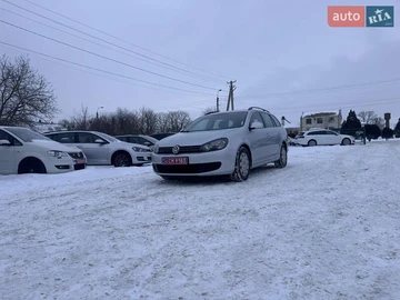 Авто Volkswagen Golf 2010 № 8462922