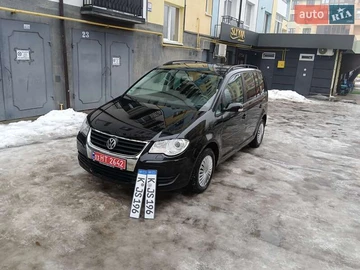 Авто Volkswagen Touran 2006 № 8462932
