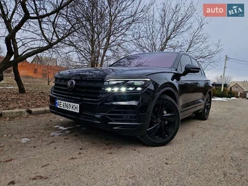 Авто Volkswagen Touareg 2022 № 8463102