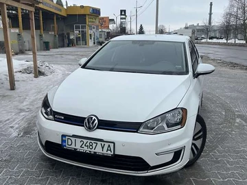 Авто Volkswagen E-Golf 2016 № 8463605