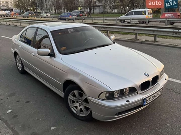 Авто BMW 5 Series 2002 № 8463673