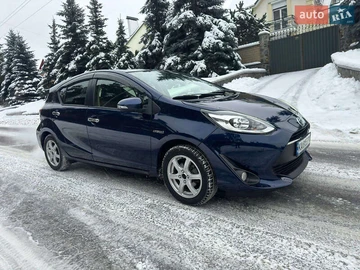 Авто Toyota Aqua 2018 № 8463957