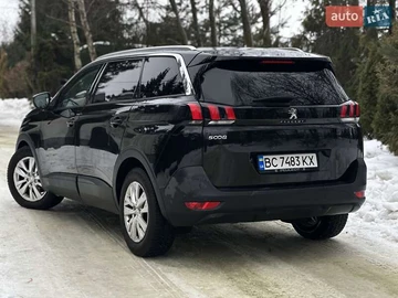 Авто Peugeot 5008 2018 № 8464011