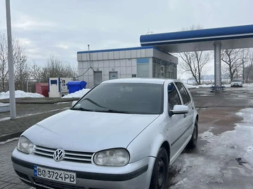 Авто Volkswagen Golf 2002 № 8464965