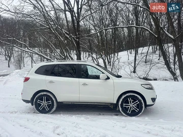 Авто Hyundai Santa Fe 2011 № 8465141
