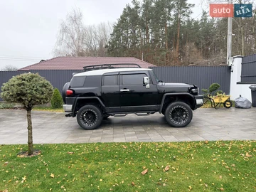 Авто Toyota Fj Cruiser 2014 № 8465278