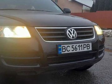 Авто Volkswagen Touareg 2004 № 8465445