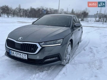 Авто Skoda Octavia 2023 № 8465590