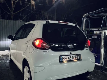 Авто Toyota Aygo 2011 № 8465717