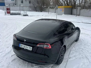 Авто Tesla Model 3 2019 № 8465838
