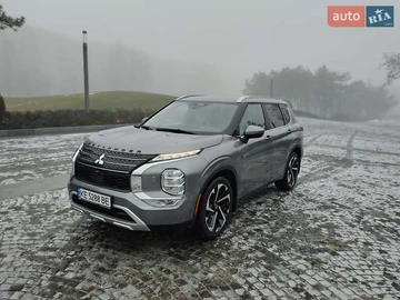 Авто Mitsubishi Outlander 2023 № 8465889