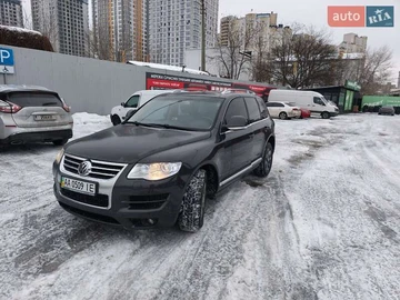 Авто Volkswagen Touareg 2008 № 8466224