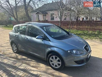 Авто SEAT Toledo 2004 № 8466305