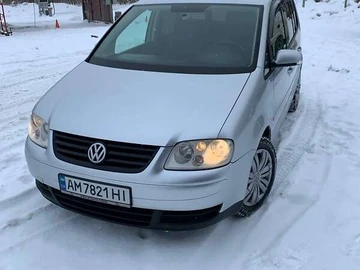 Авто Volkswagen Touran 2004 № 8466309