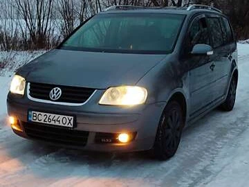 Авто Volkswagen Touran 2006 № 8466313