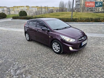 Авто Hyundai Accent 2013 № 8466382