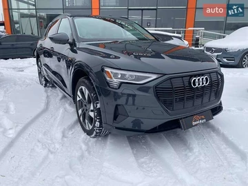 Авто Audi E-Tron 2020 № 8466585