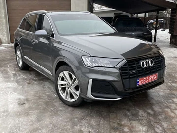 Авто Audi Q7 2021 № 8466661